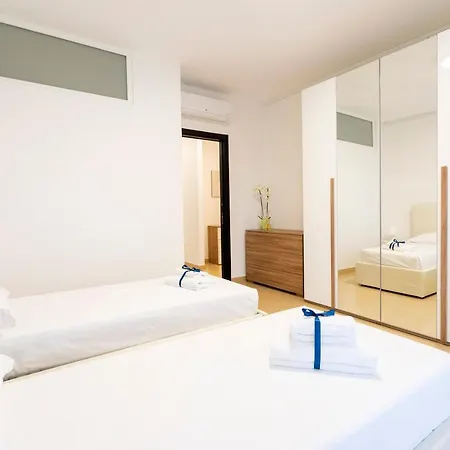 Apartment Boscoincitta With Garage And Whirlpool Tub Bari