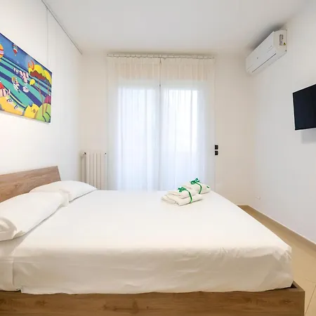 Guesthost - Boscoincitta With Garage And Whirlpool Tub Apartmán *